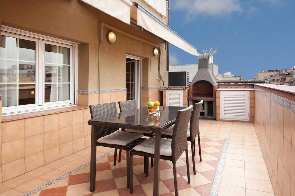 バルセロナLetsgo Sagrada Familia Penthouseアパートメント 部屋 写真