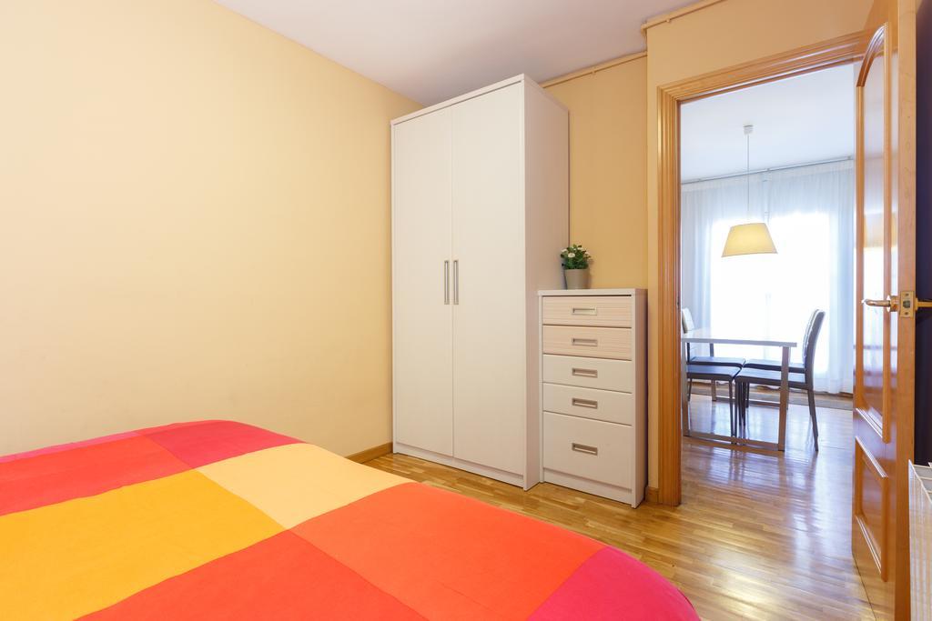 バルセロナLetsgo Sagrada Familia Penthouseアパートメント エクステリア 写真